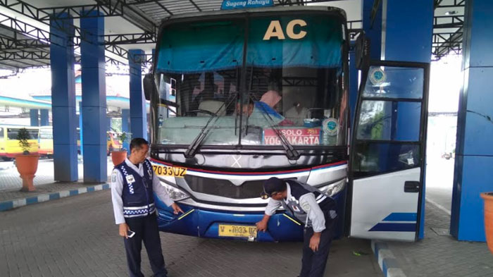 Natal dan Tahun Baru, 6 Bus di Mojokerto Terbukti Langgar Ketentuan Kelaikan Operasional