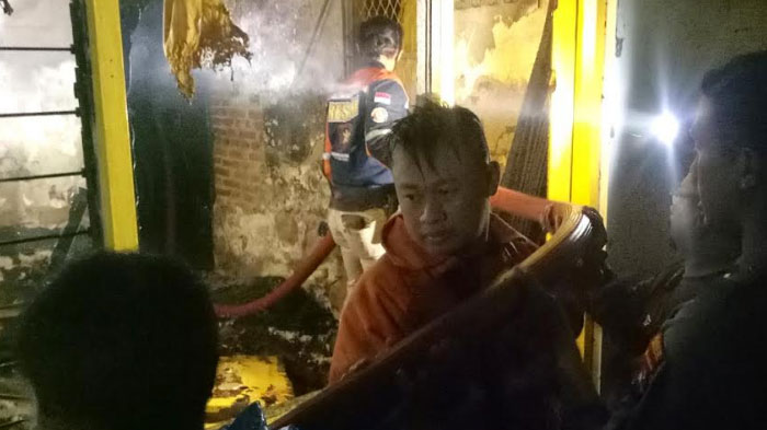 Diduga Tinggalkan Lilin yang Menyala, Membuat Satu Rumah di Pamekasan Kebakaran, Begini Kondisinya