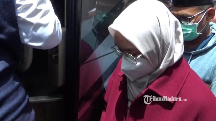 Rombongan OTT Bupati Probolinggo Tiba di Gedung KPK, Begini Penjelasan Plt Juru Bicara KPK Ali Fikri