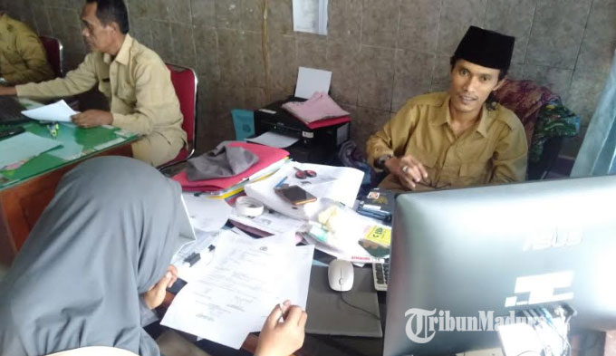ruang-pelayanan-di-kantor-kementerian-agama-kabupaten-sampang.jpg