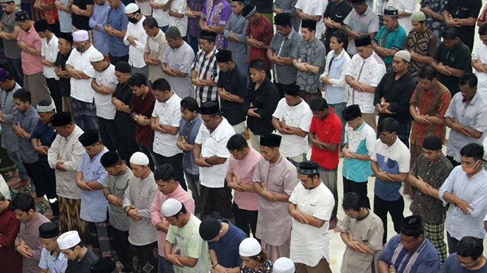 Teks Bilal Salat Tarawih Ramadan 20 Rakaat, ada Doa Kamilin atau Doa Setelah Tarawih, Mudah Dibaca