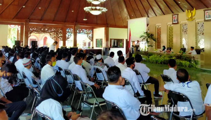 Bupati Pamekasan Resmi Membuka Program Pelatihan Calon Wira Usaha Baru, Ingin Ciptakan Produk Lokal