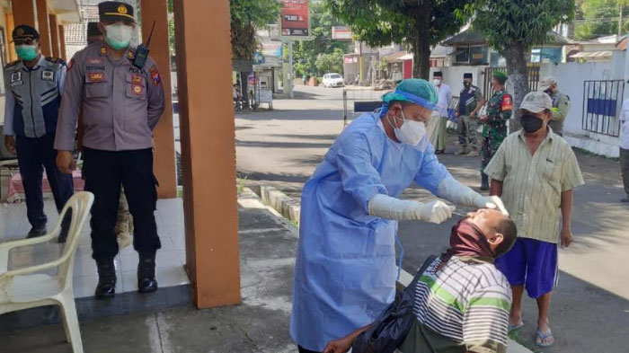 Pekan Pertama PPKM Darurat di Jember, Masih Ditemukan Warga Tak Pakai Masker saat di Luar Rumah