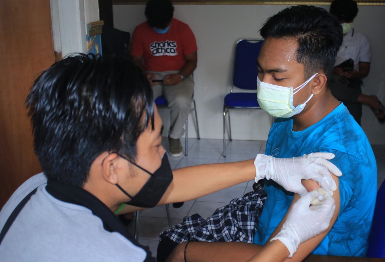 Pasokan Vaksinasi Covid-19 Dosis Kedua di Lamongan Terlambat, Ribuan Warga Terpaksa Balik Kanan