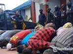 26-narapidana-di-rutan-kelas-ii-b-sumenep-sujud-syukur.jpg