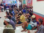 60-narapidana-kiriman-kelas-i-surabaya-saat-tiba-di-lapas-narkotika-kelas-lla-pamekasan-madura.jpg