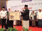 Aliansi-Santri-Pemuda-Ekonom-dan-Kiai-ASPEK-Madura-deklarasi-mendukung-pasangan-Khofifah-Emil.jpg