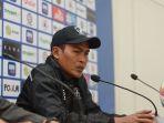 Asisten-Pelatih-Madura-United-Rakhmad-Basuki-1.jpg