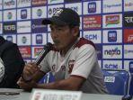 Asisten-Pelatih-Madura-United-Rakhmad-Basuki.jpg