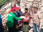 Bantuan-bagi-warga-terdampak-gempa-bumi-di-Pulau-Sapudi-disalurkan-Jumat-3102025.jpg