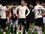 Bek-AC-Milan-Prancis-Theo-Hernandez-tengah-bereaksi-pada-akhir.jpg