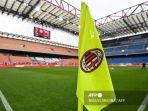 Bendera-pojok-AC-Milan-Peremajaan-AC-Milan-tengah-dimulai.jpg