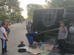 Bus-Rajawali-Bojonegoro-Surabaya-terguling-di-Jalan-Raya-Bojonegoro-Babat.jpg