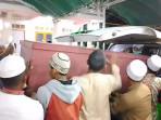 CUCU-MENTERI-P3A-Jenazah-santri-Moh-Alfin-Mutawakkilalallah-17.jpg