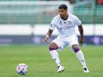 Darryl-Lachman-saat-membela-Perth-Glory-Australia.jpg