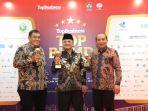 Direktur-RSUD-dr-Mohammad-Zyn-Sampang-Agus-Akhmadi-dan-Pj-Bupati-Sampang-Rudi-Arifiyanto.jpg