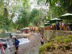 EDUH-GLAMPING-Sejumlah-pengunjung-di-objek-wisata-Teduh-Glamping-di.jpg