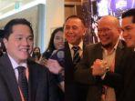 Erick-Thohir-Ketua-PSSI-saat-jabat-tangan-dengan-La-Nyalla-Mattalitti.jpg