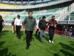 Erick-Thohir-saat-berkunjung-ke-Gelora-Bung-Tomo-GBT-Surabaya.jpg