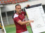 Fabio-Lefundes-mantan-Pelatih-Madura-United-FC.jpg