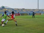 GRESIK-UNITED-Suasana-latihan-perdana-Gresik-United-di-Stadion.jpg