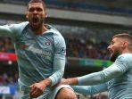 Gelandang-Chelsea-Ruben-Loftus-Cheek-merayakan-gol-dengan-striker-Chelsea-Olivier-Giroud.jpg