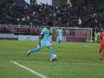 Gelandang-Madura-United-Bayu-Gatra.jpg