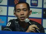 Gelandang-Madura-United-Slamet-Nurcahyo-saat-konferensi-pers-jelang-melawan-Borneo.jpg