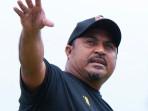 Faktor Utama Di Balik Penunjukkan Imran Nahumarury Jadi Pelatih Persela