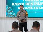 Kapolres-Pamekasan-AKBP-Hendra-Eko-Triyulianto-menyampaikan-maaf-di-hadapan-wartawan.jpg