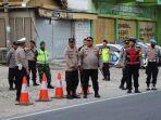 Kapolres-Pamekasan-AKBP-Jazuli-Dani-Iriawan-patroli-di-area-blackspot-dan-mengecek-Pos-Pam.jpg