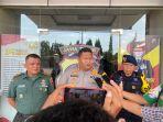 Kapolres-Pamekasan-AKBP-Jazuli-Dani-Iriawan-tengah-saat.jpg