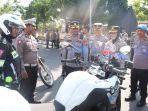 Kapolres-Sampang-AKBP-Siswantoro-saat-mengecek-sejumlah-kendaraan-jelang-Ramadan.jpg