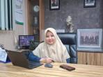 Kepala-BPJS-Kesehatan-Cabang-Pamekasan-Galih-Anjungsari-saat-diwawancarai-di-ruang-kerjanya.jpg