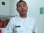 Kepala-Satu-Pelayanan-Pemenuhan-Gizi-SPPG-Sumenep-M-Kholilurrahman-memberi-keterangan.jpg
