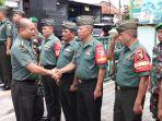 Kepala-Staf-Korem-084Bhaskara-Jaya-Kolonel-Inf-Budhi-Utomo-mengunjungi-Kodim-0826-Pamekasan.jpg