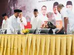 Ketua-DPD-Gerindra-Jawa-Timur-Anwar-Sadad-saat-bersama-Bakal-Calon.jpg