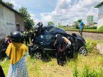 Kondisi-mobil-ringsek-bagian-depan-dan-belakang-usai-tertemper-KA.jpg