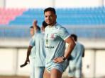 Lulinha-Striker-Madura-United-FC-yang-dimungkinkan-absen-melawan-PSBS-Biak.jpg
