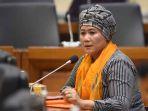 Luluk-Nur-Hamidah-saat-rapat-di-DPR-RI.jpg