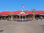 Mapolres-Sampang-Jalan-Jamaluddin-Kelurahan-Gunung-Sekar-Kabupaten-Sampang-Madura-Jawa-Timur.jpg