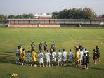 PENUH-SEMANGAT-Suasana-saat-pemain-Madura-United-FC-latihan-perdana-di.jpg