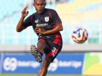 PERSIAPAN-BAIK-Pemain-Persipura-menjalani-official-training-di-Stadion-Gelora-Delta.jpg