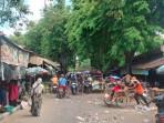 Pedagang-di-Pasar-Anom-Baru-Sumenep-akhir-September-2025.jpg