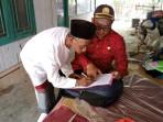 Penyaluran-bantuan-warga-terdampak-gempa-di-Pulau-Sapudi-Sumenep.jpg
