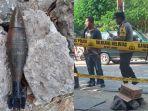 Personel-Polsek-Kalitidu-mendatangi-lokasi-tergelataknya-mortir-di-depan-Pasar-Pungpungan.jpg