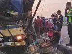 Pesepeda-bernama-Slamet-dilaporkan-tewas-tertabrak-truk-di-jalan-raya-Bojonegoro-Babat.jpg