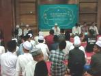 Ponpes-Ibnu-Cholil-di-Jalan-Halim-Perdana-Kusuma-Bangkalan-gelar-Salat-Gaib-dan-doa-bersama.jpg