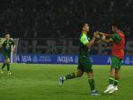 SEMAKIN-PERCAYA-DIRI-Striker-muda-Persebaya-Rizky-Dwi-saat-jumpa-pers-setelah.jpg