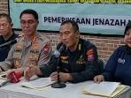 Saat-Kabidhumas-Polda-Jatim-Kombes-Pol-Jules-Abraham-Abast-Kabiddokkes.jpg